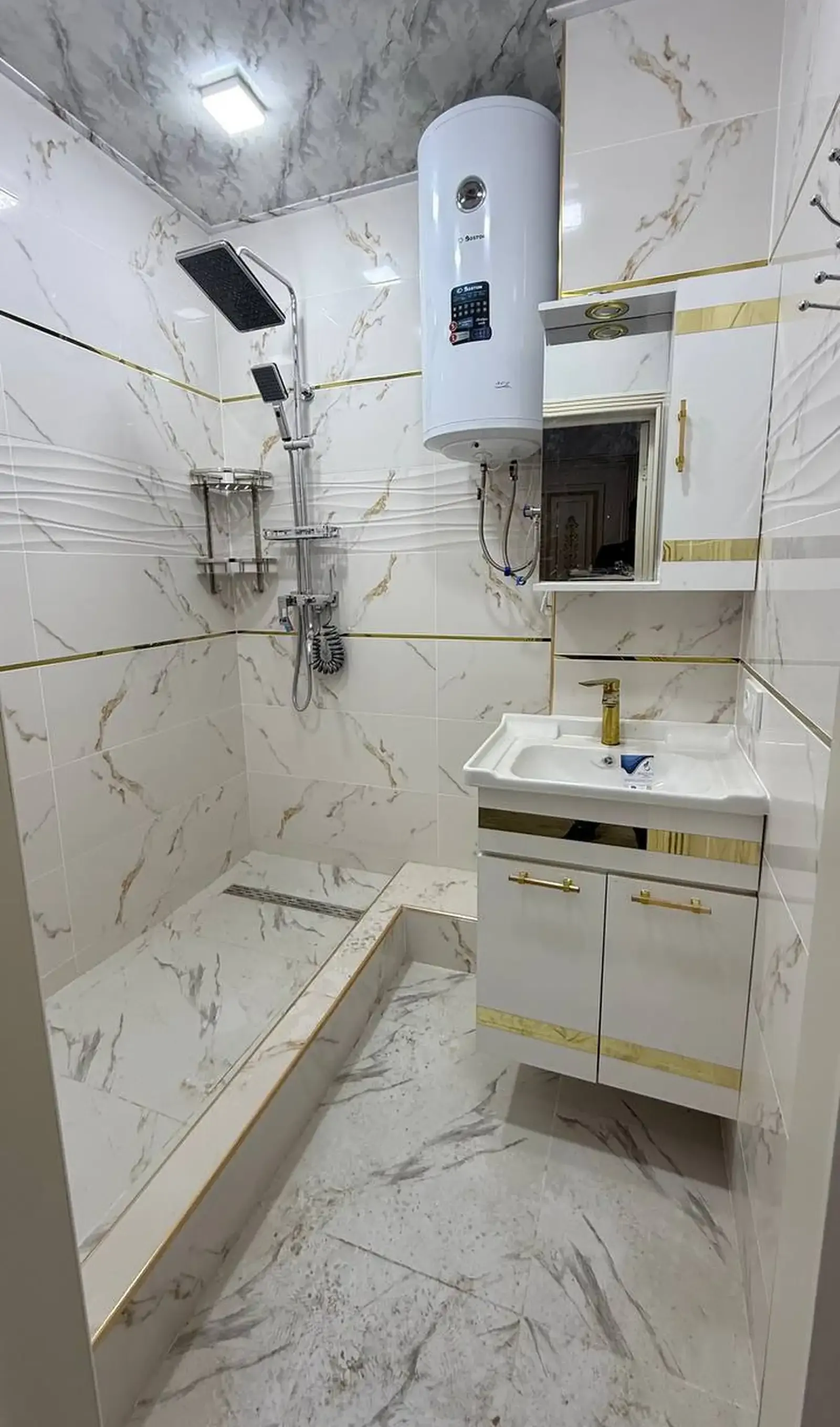 2-комн. квартира, 12 этаж, 67 м², Сино Пайкар 102мкр