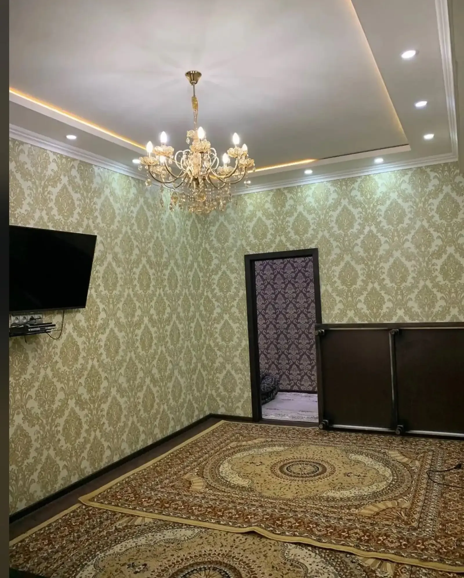 3-комн. квартира, 5 этаж, 100м², Сино