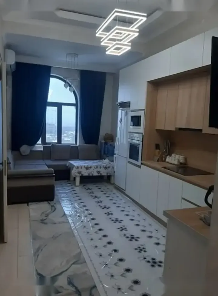 3-комн. квартира, 16 этаж, 107м², Шохмансур