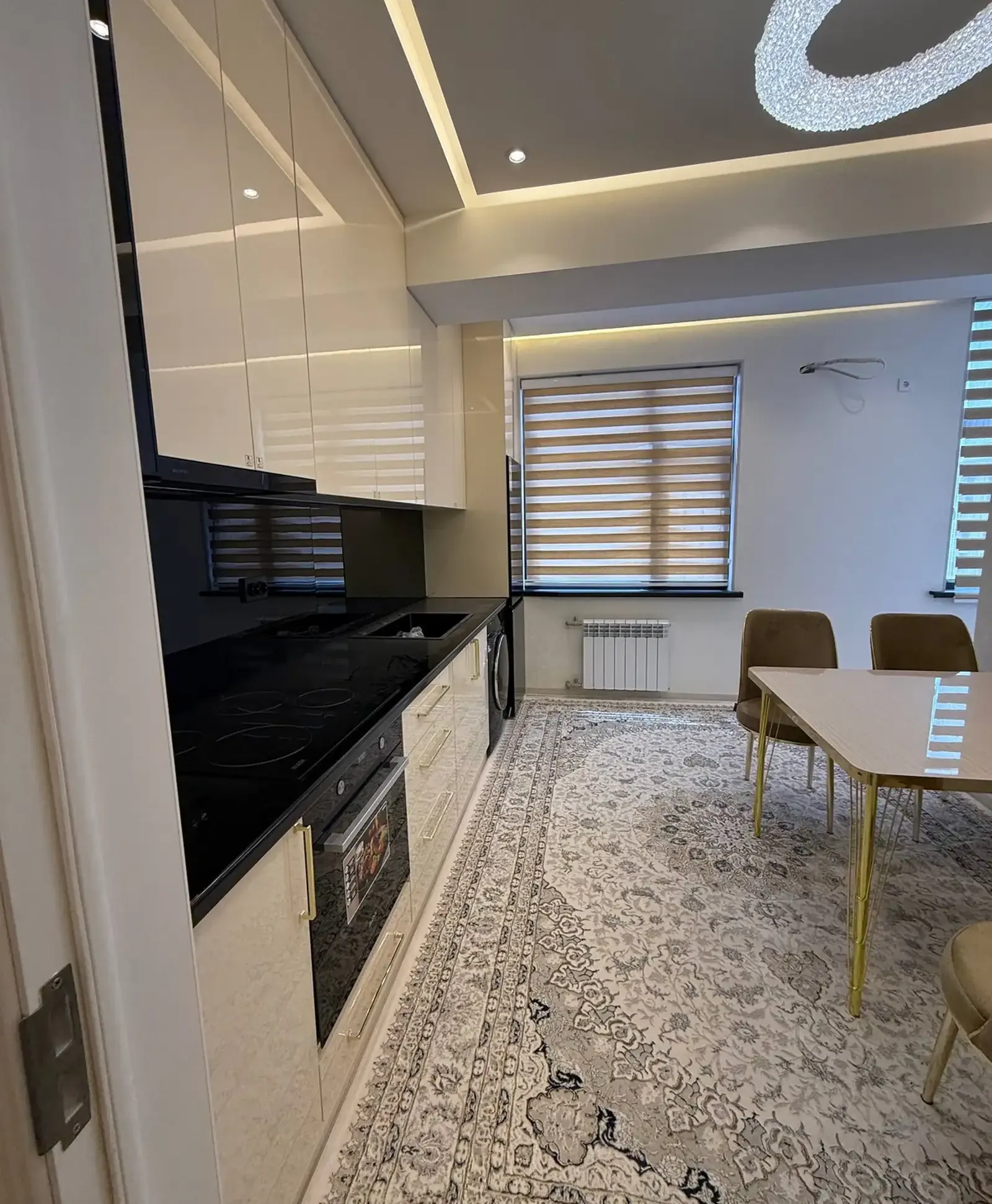 3-комн. квартира, 16 этаж, 115 м², н.Шохмансур, пушти 4 дома