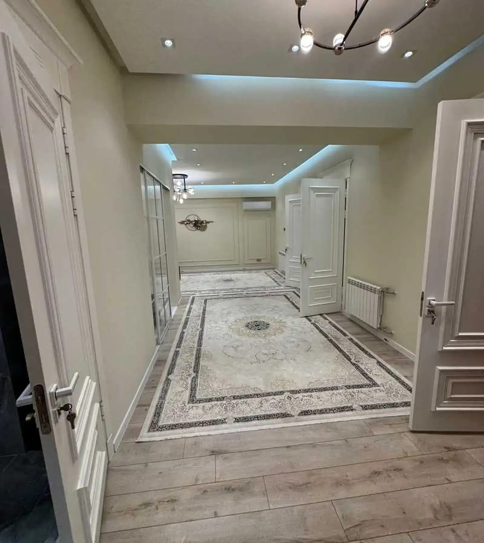 4-комн. квартира, 18 этаж, 130м², Хилтон