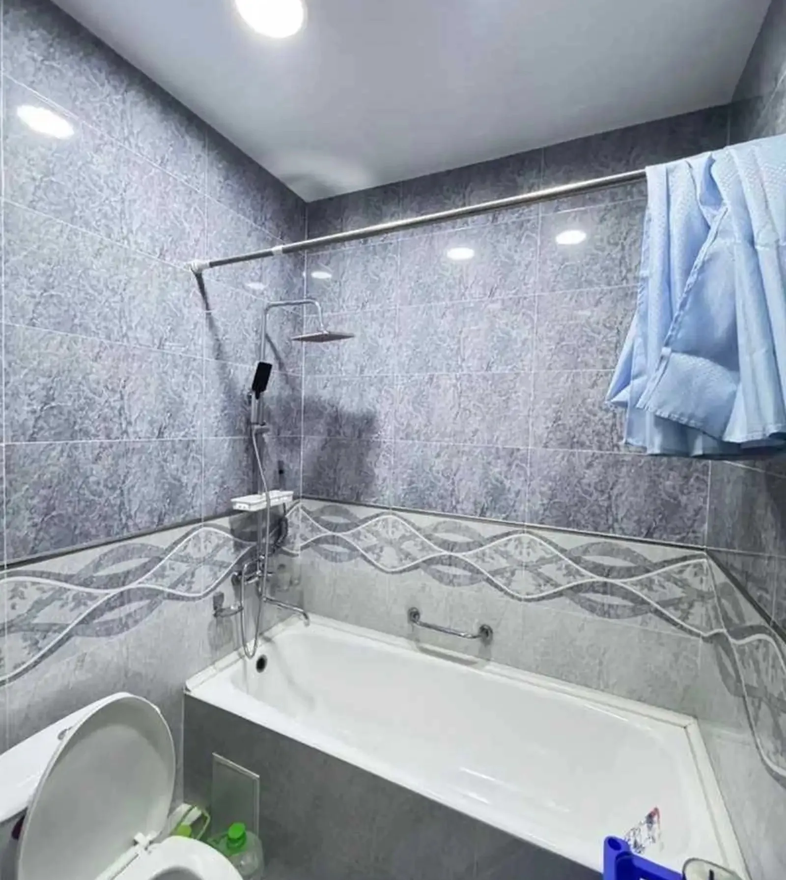 3-комн. квартира, 2 этаж, 105м², Сино