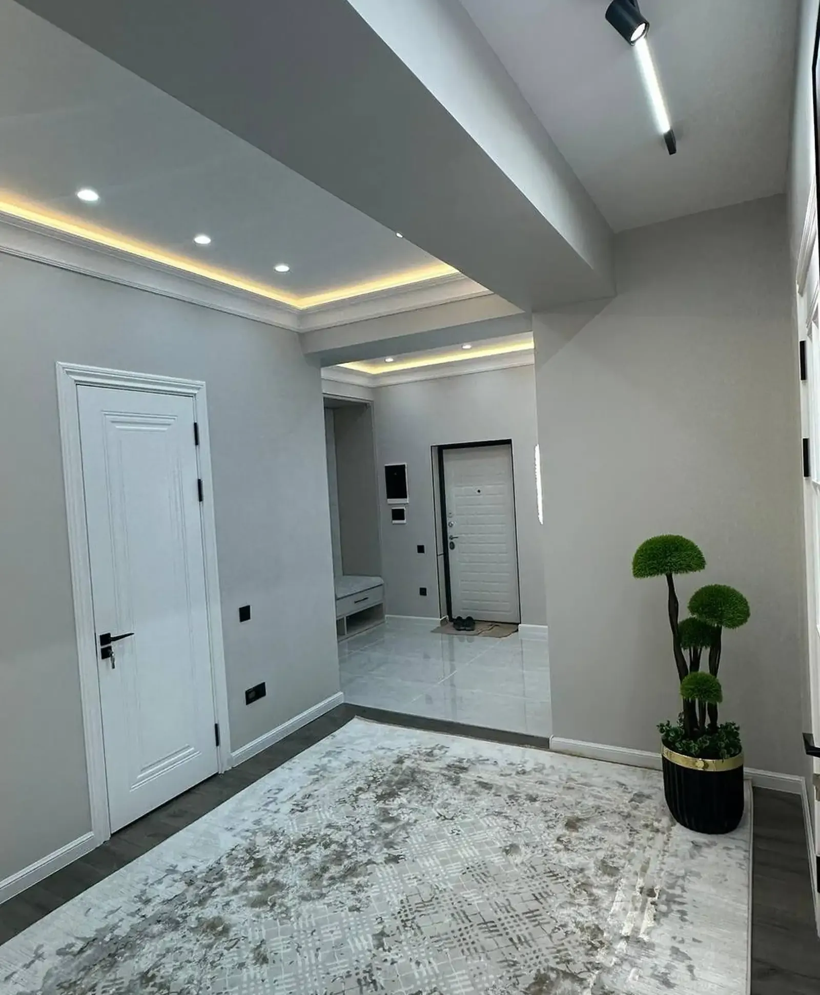 3-комн. квартира, 16 этаж, 95 м², Исмоили Сомони