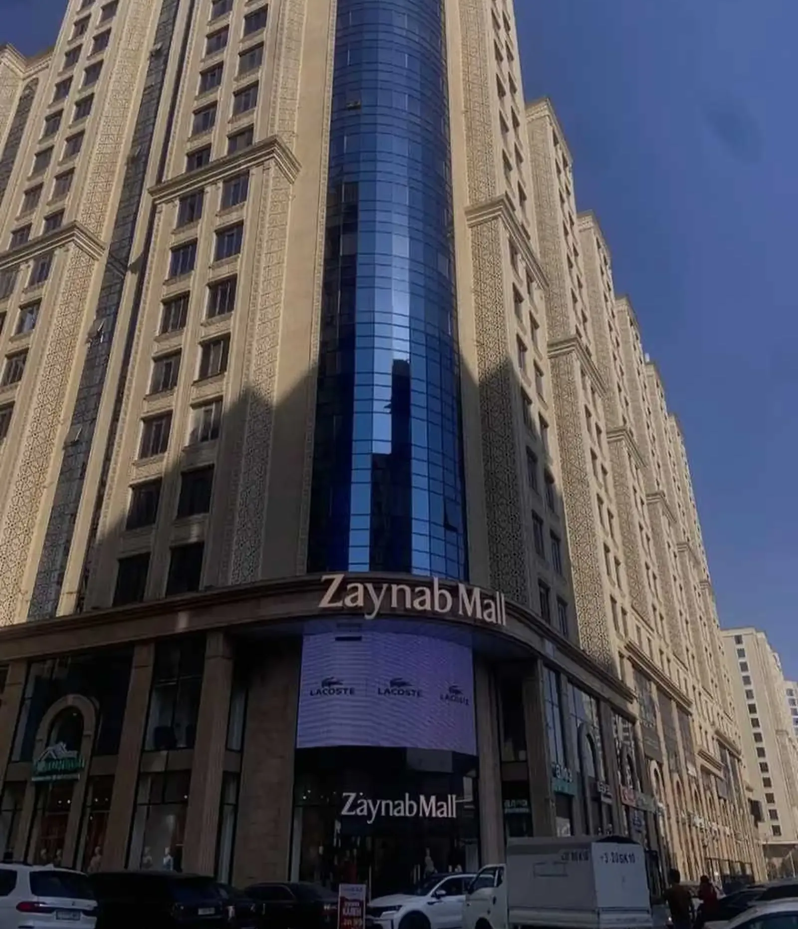 2-комн. квартира, 9 этаж, 65м², айни 55