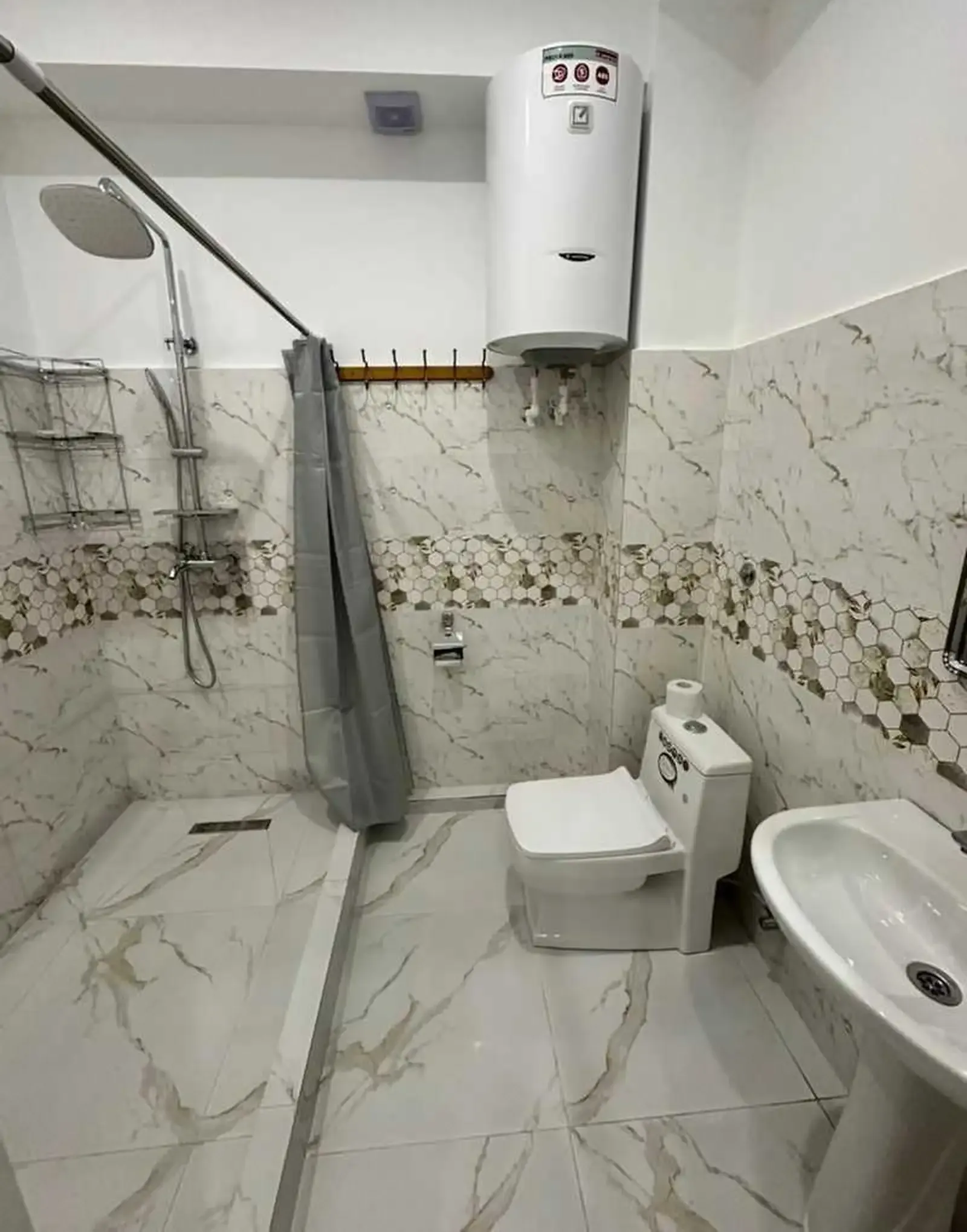 2-комн. квартира, 5 этаж, 77м², Каленин
