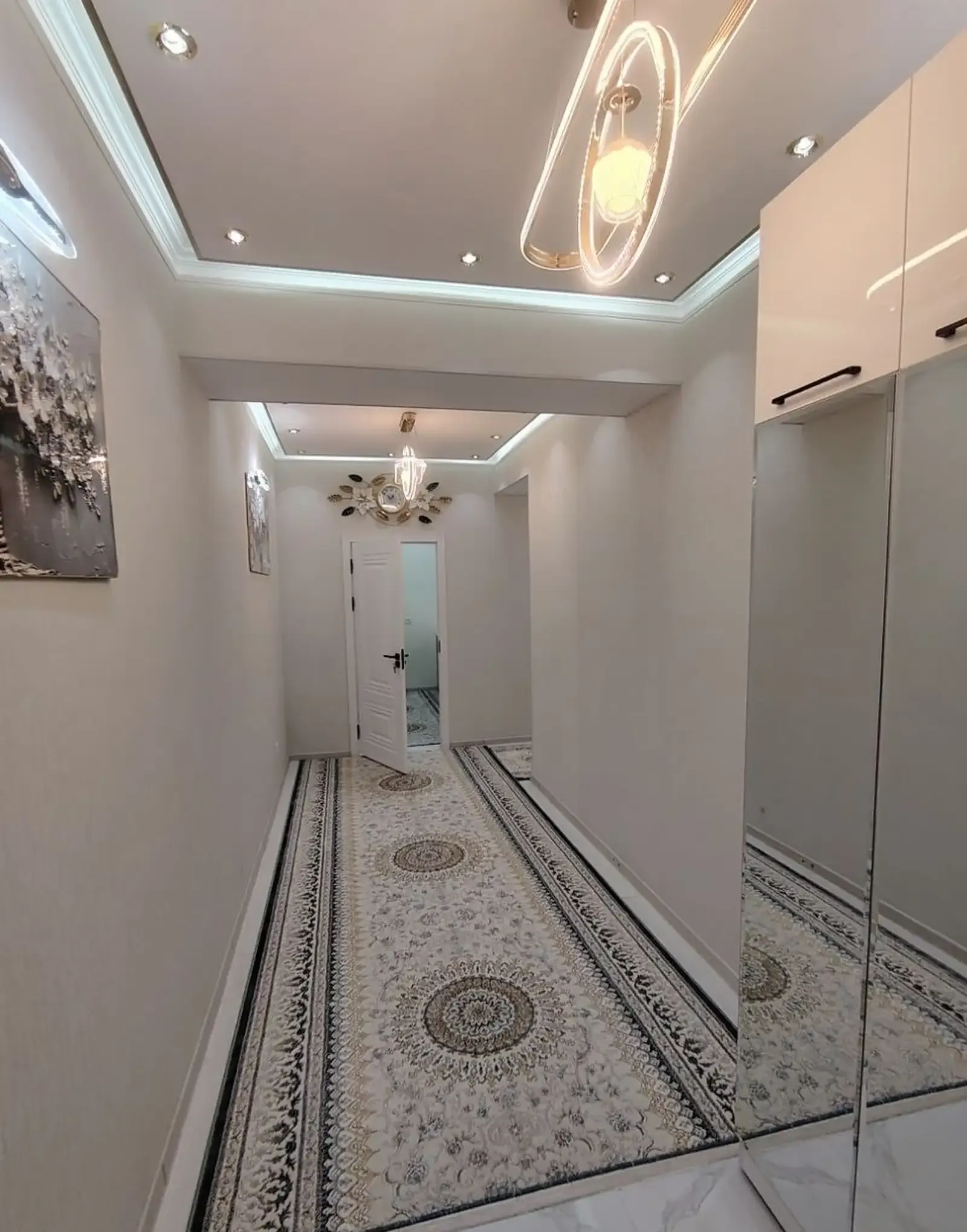 3-комн. квартира, 2 этаж, 70 м², Сино