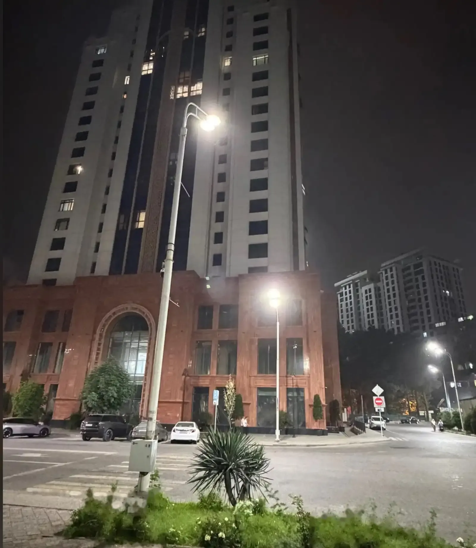 2-комн. квартира, 15 этаж, 55м², Исмоил Сомони