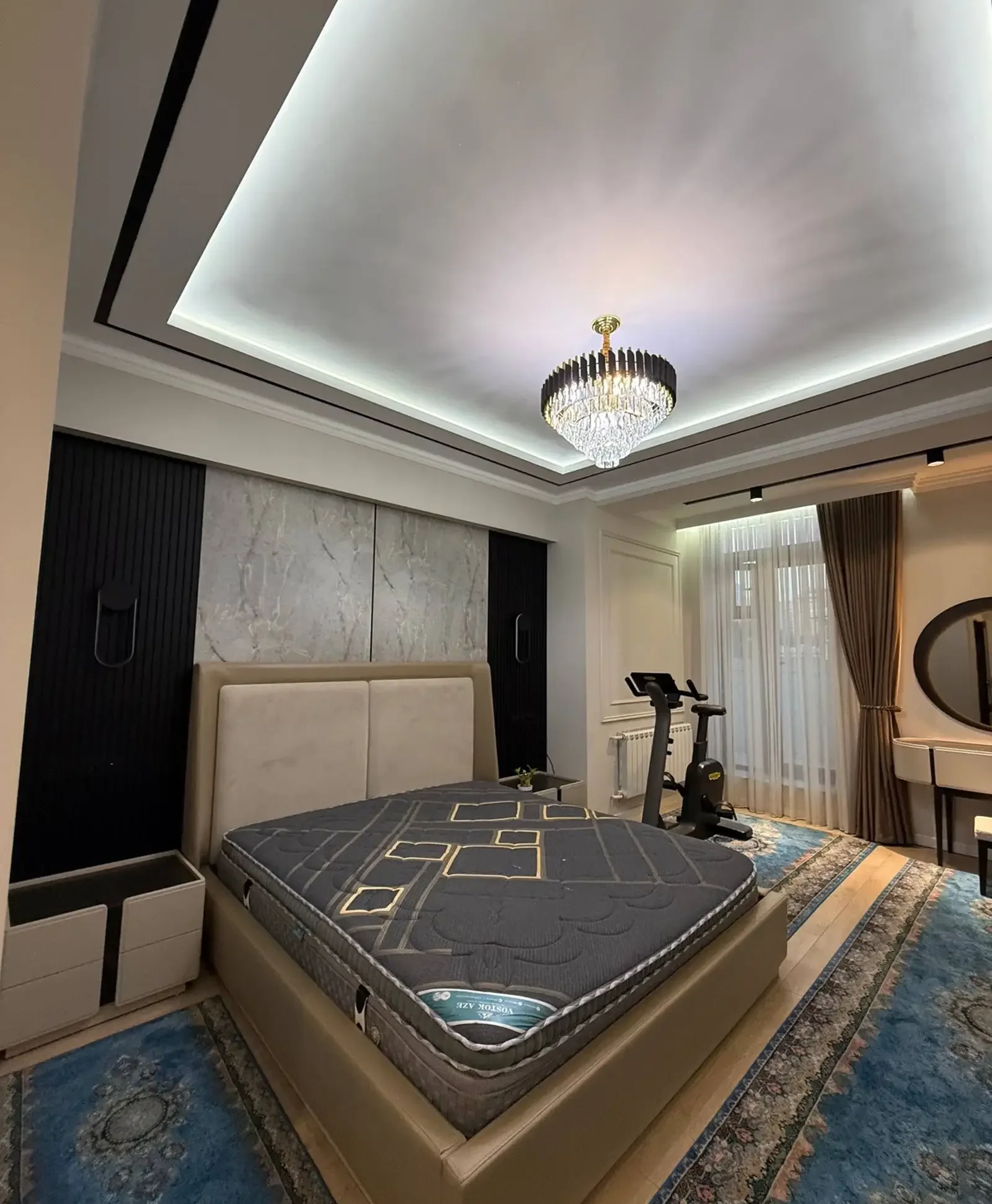 3-комн. квартира, 4 этаж, 168 м², Исмоили Сомони Овир Пули Сангин