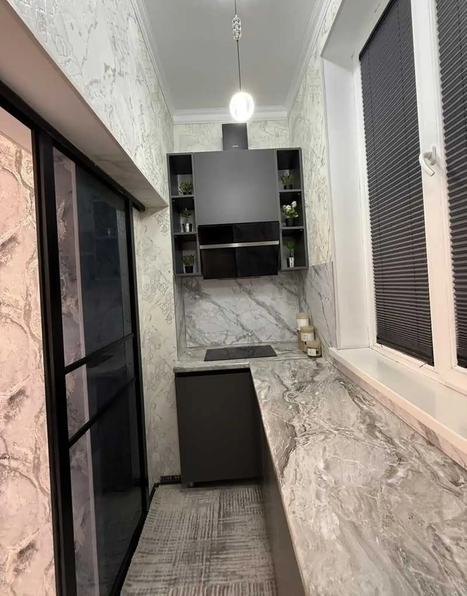 2-комн. квартира, 7 этаж, 70м², 82мкр Дарпаси маркази савдои "Лесная Сказка" ҷойгир аст ва имконоти он рӯ ба рӯи маркази савдои "Пайкар".