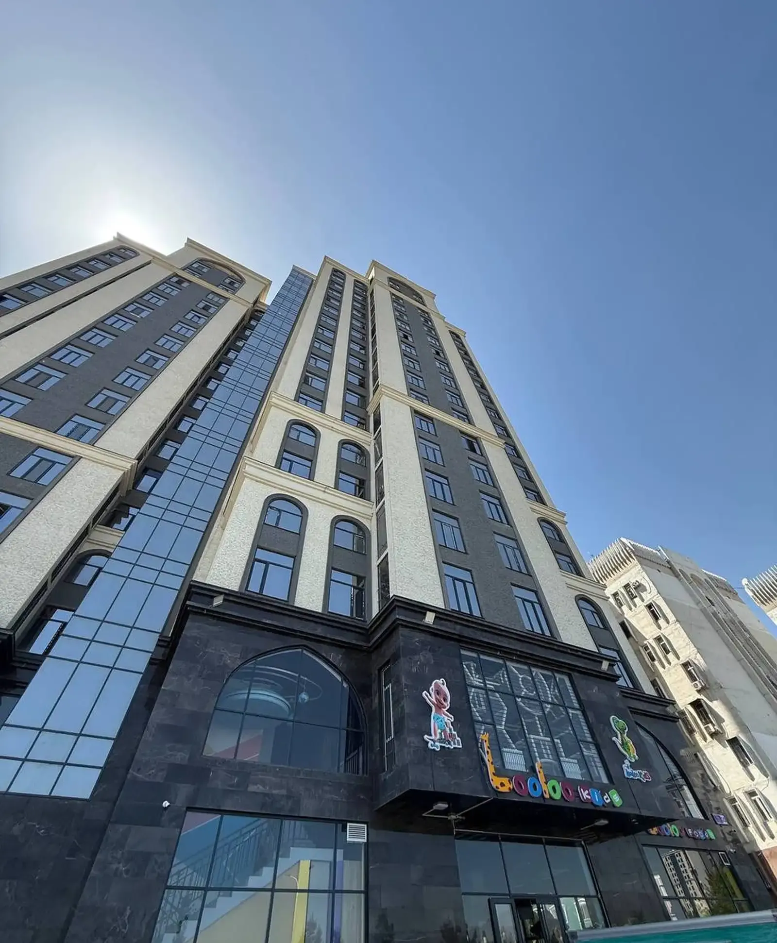 3-комн. квартира, 8 этаж, 88 м², Фирдавси