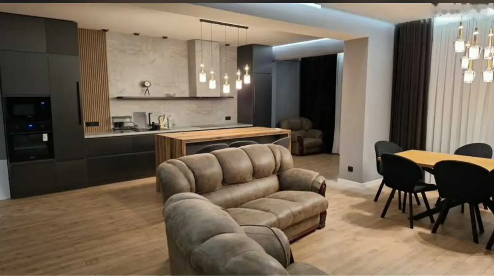 3-к квартира, 3 этаж, 110 м², Шохмансур