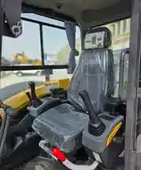 Экскаватор XCMG