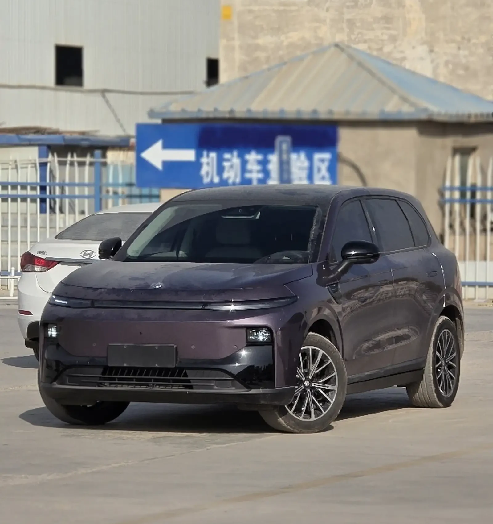 Leapmotor C10, 2025