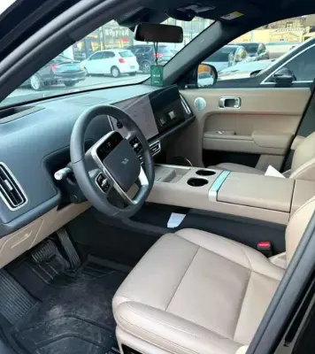 Li Auto (LiXiang) L7, 2025