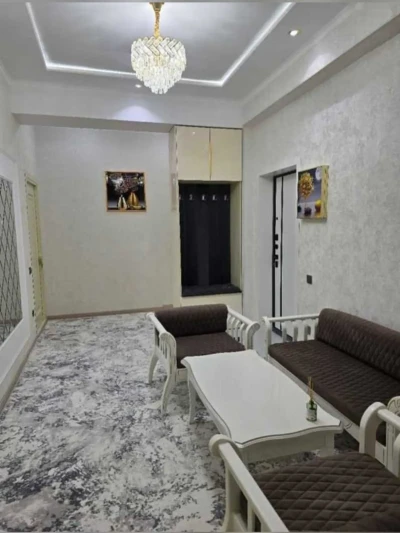 3-комн. квартира, 8 этаж, 120м², 19 мкр — миниатюра 4