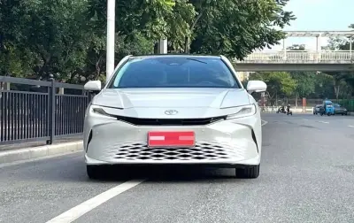 Toyota Camry, 2025