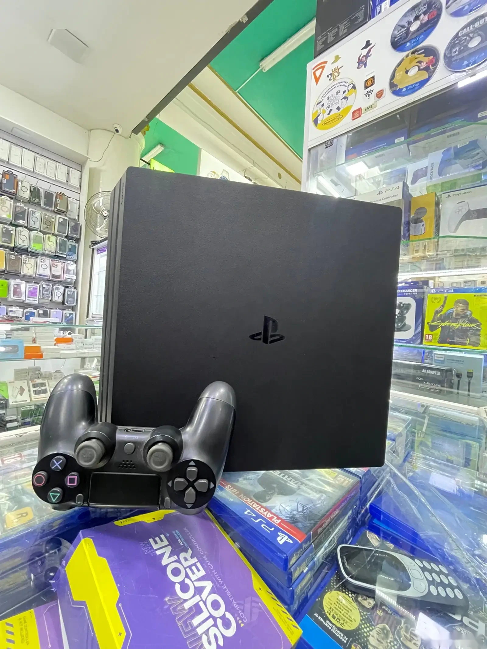 Игровая приставка Sony PlayStation 4 Pro golden hen