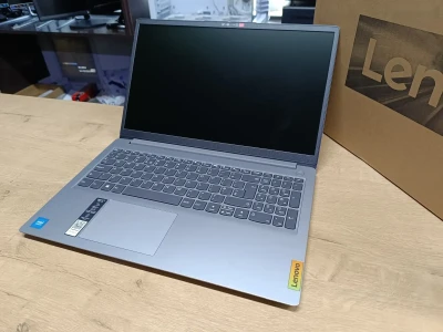 Ноутбук Lenovo Ideapad 1 Celeron N4500 / 8GB / 256GB SSD — миниатюра 3