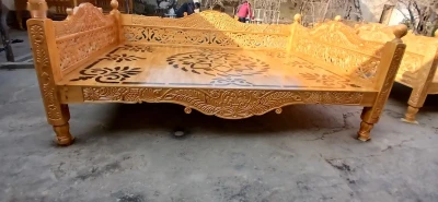 Тапчан — миниатюра 2