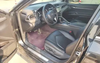 Toyota Camry, 2018