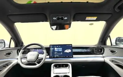 BYD Sea Lion 06, 2025