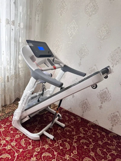Беговая дорожка — миниатюра 2