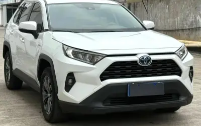 Toyota RAV 4, 2023 — миниатюра 5