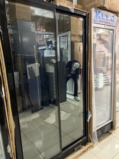 Холодильник Витринный — миниатюра 2