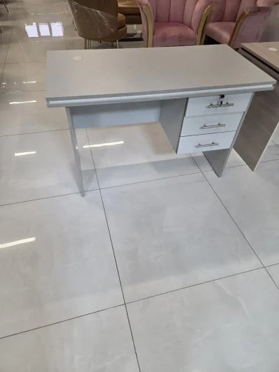 Стол офисный
