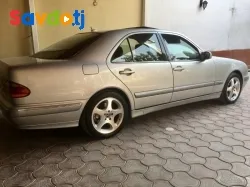 Mercedes-benz E class 2001