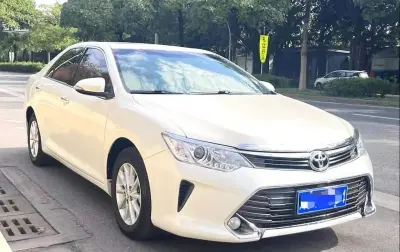 Toyota Camry, 2015