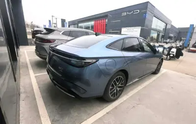 BYD Seal, 2025