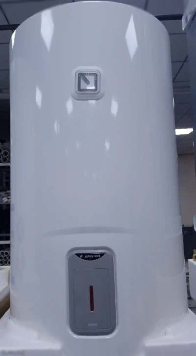 Водонагреватель Ariston 100л.