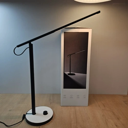 Светодиодная настольная лампа Xiaomi Mijia LED Desk Lamp 1S