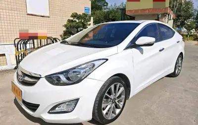 Hyundai Elantra, 2015 на заказ