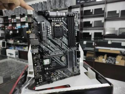 Материнская плата Asrock Z490 Phantom Gaming 4 — миниатюра 4