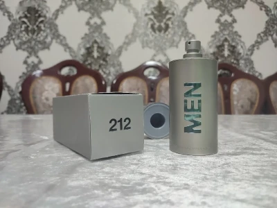 Духи от Carolina Herrera 212 Men NYC EAU de Toilette — миниатюра 4