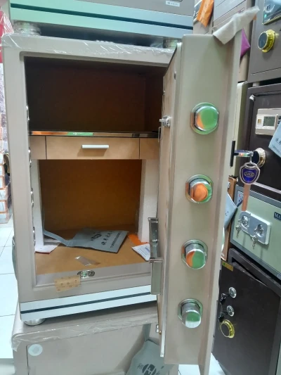 Сейф 70см — миниатюра 2