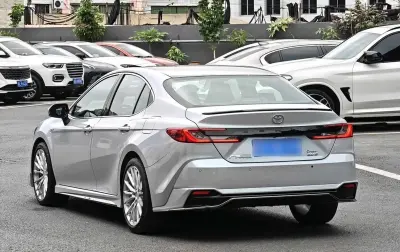 Toyota Camry, 2025