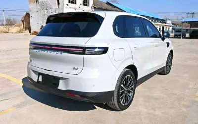 LEAPMOTOR B10, 2025