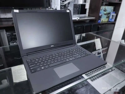 Игровой ноутбук Dell Inspiron 3568 Core i7-7500U 8gb/256gb SSD 7TH GEN