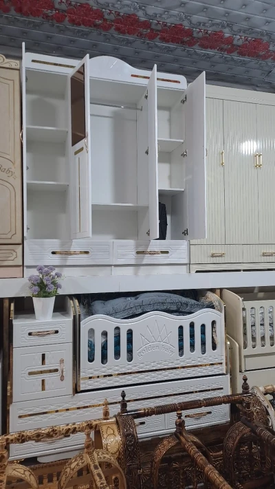 Колыбель со шкафом — миниатюра 2