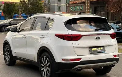 Kia K5, 2016
