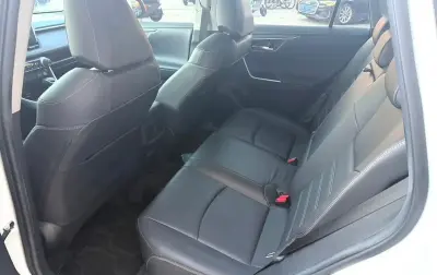 Toyota RAV 4, 2021 — миниатюра 4