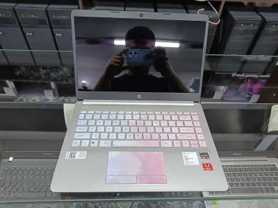 Ноутбук HP Laptop 14 Ryzen 7 3700U /8GB/512GB SSD — миниатюра 3