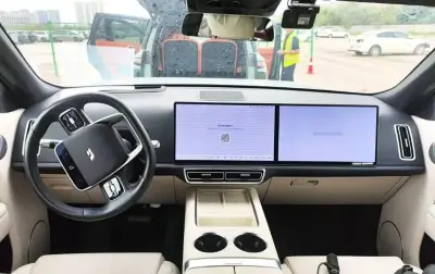 Li Auto (LiXiang) L9, 2024