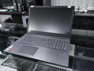 Игровой ноутбук Lenovo Ideapad V330 Core i7-8550U 8GB/1TB 8TH GEN — миниатюра 2