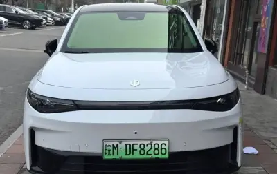 Leapmotor C10, 2025