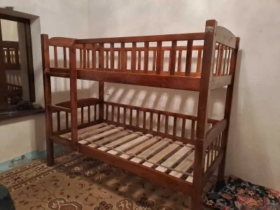 Двухъярусная кровать