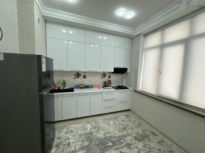 2-комн. квартира, 11 этаж, 60м², 17мкр — миниатюра 3